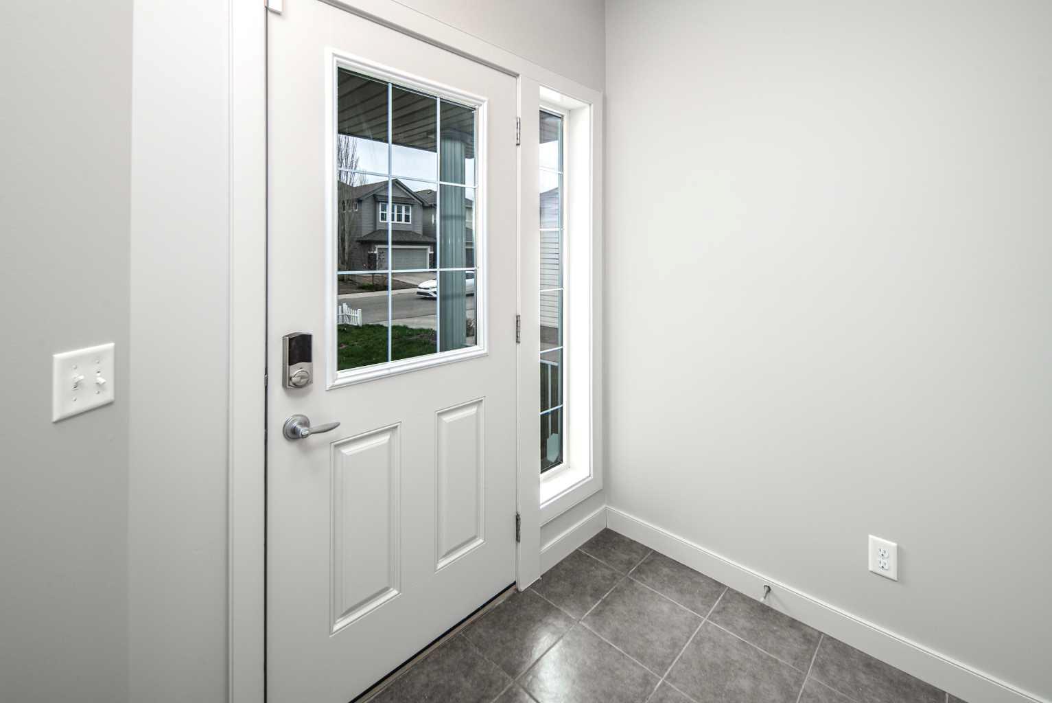 50 Everwoods Park SW
