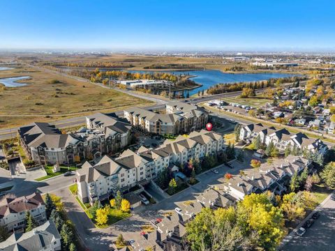 2000 Applevillage Court SE 416 Calgary AB T2A 7Z4