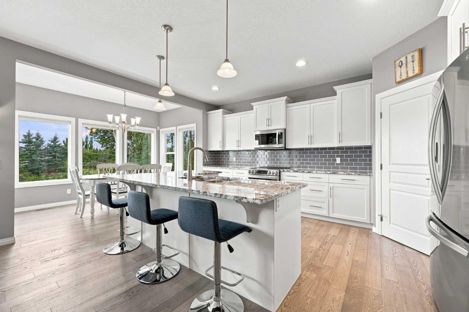 16 Crystal Shores Place