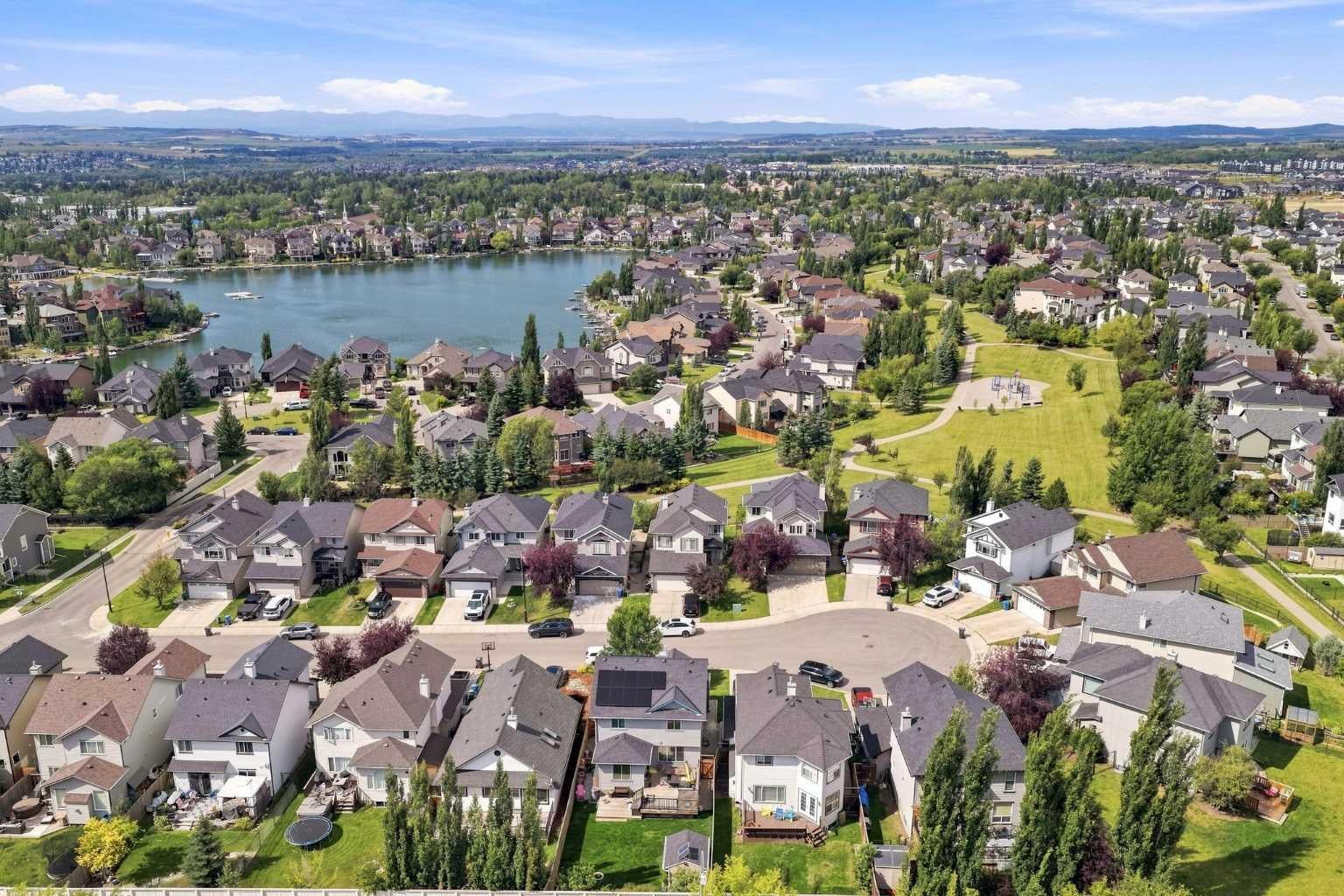 16 Crystal Shores Place