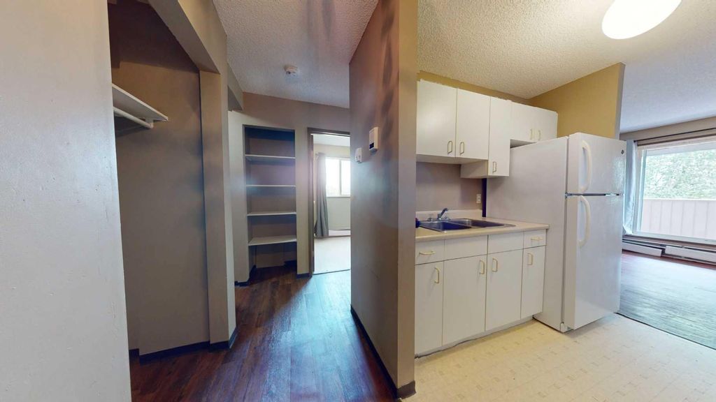 Photo of 5117 44 Street #304, High Prairie, AB T0G 1E0 (MLS # A2265271)
