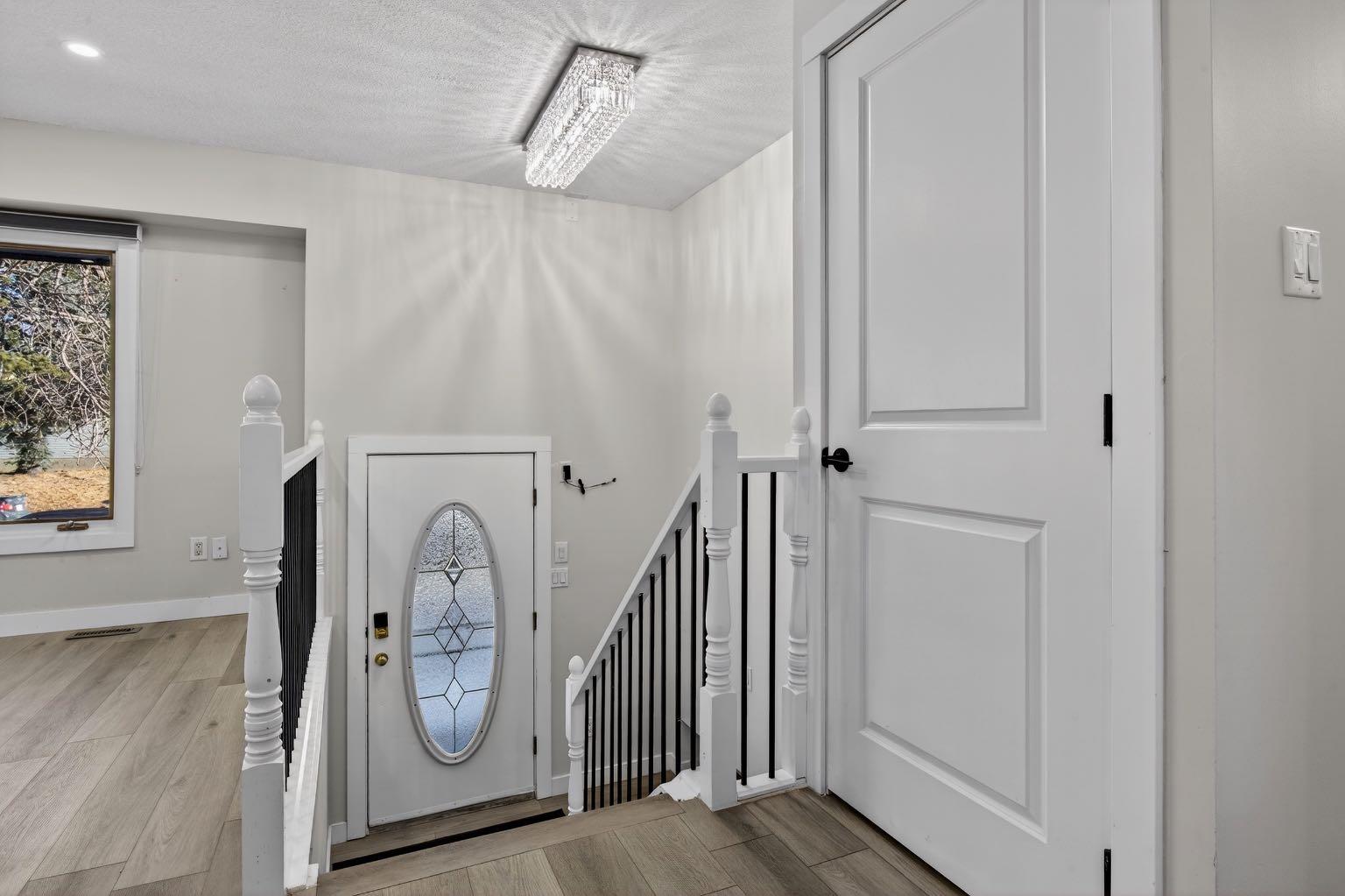 255 Rundleridge Drive NE