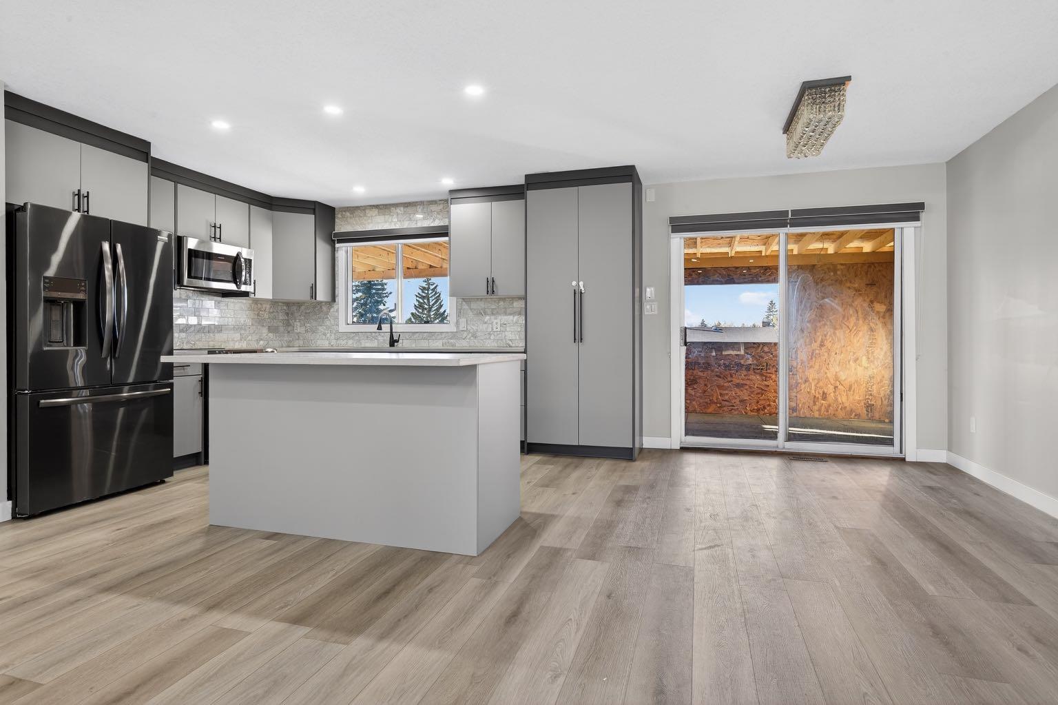 255 Rundleridge Drive NE