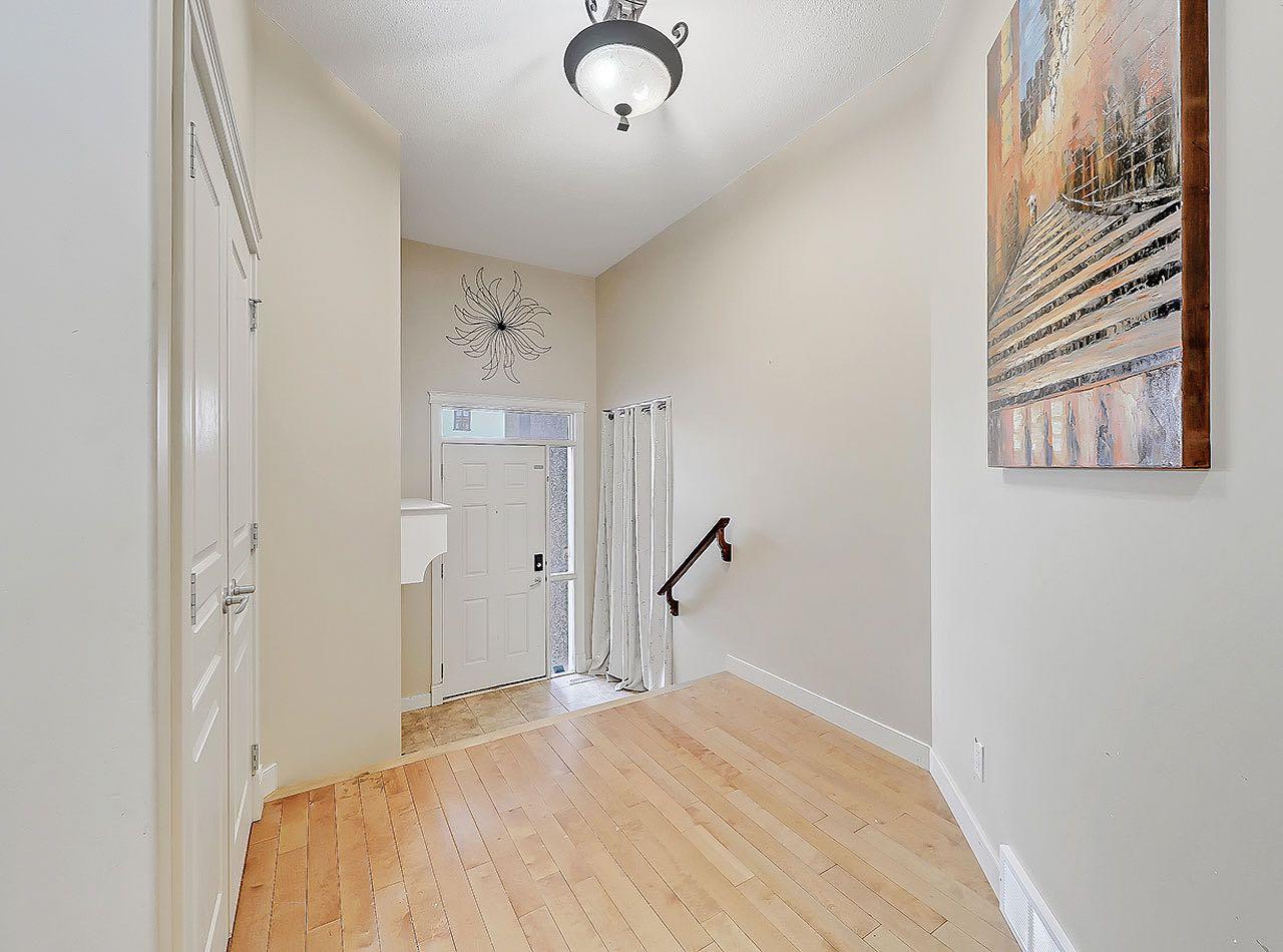 308 Lineham Acres Drive NW