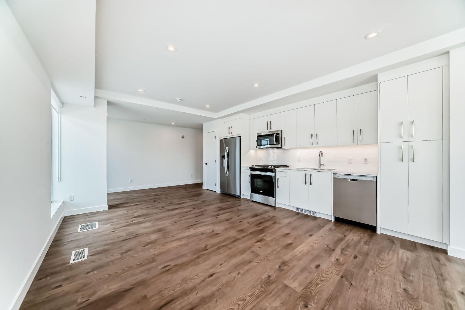 110 18A Street NW 201