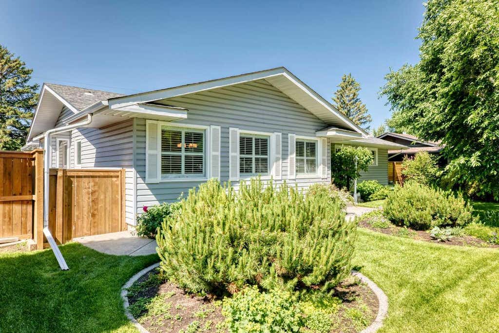 Photo of 10435 Mapleridge Crescent SE, Calgary, AB T2J 1Y8 (MLS # A2322834)