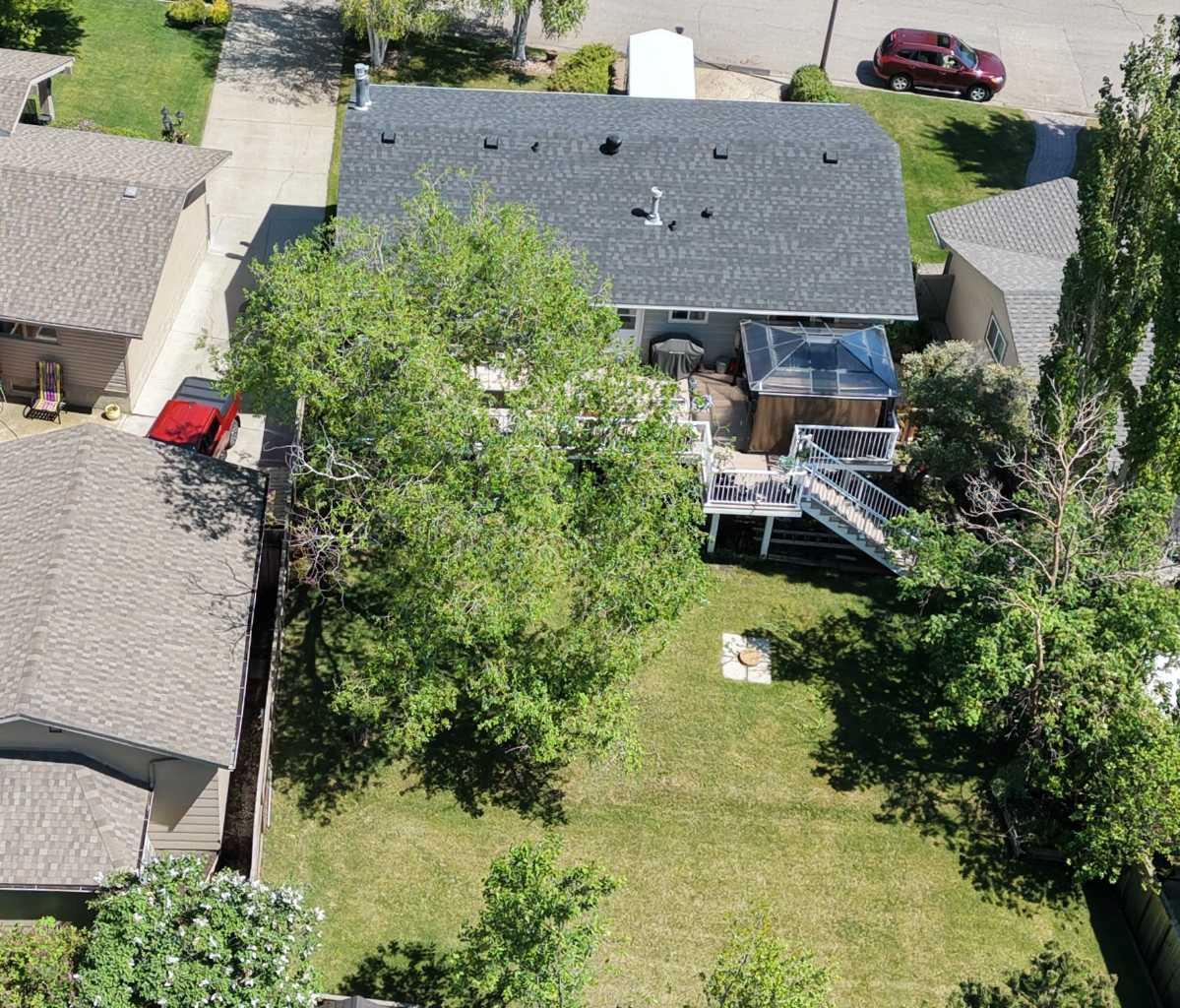 216 Cannington Place SW