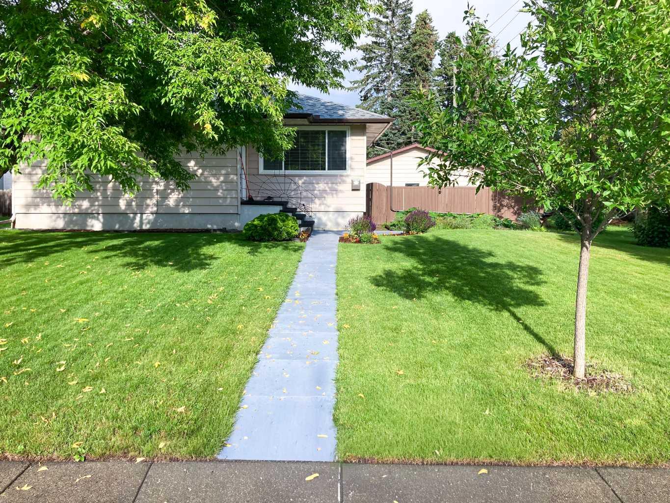 84 Waterloo Drive SW