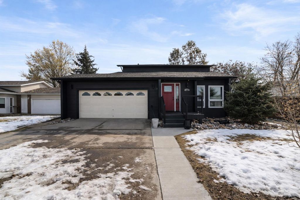 Photo of 5409 48 Avenue, Killam, AB T0B 2L0 (MLS # A2294906)