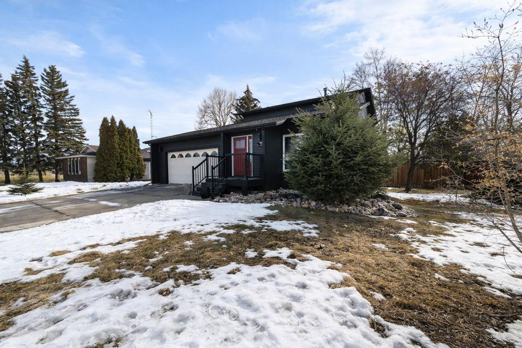 Photo of 5409 48 Avenue, Killam, AB T0B 2L0 (MLS # A2294906)