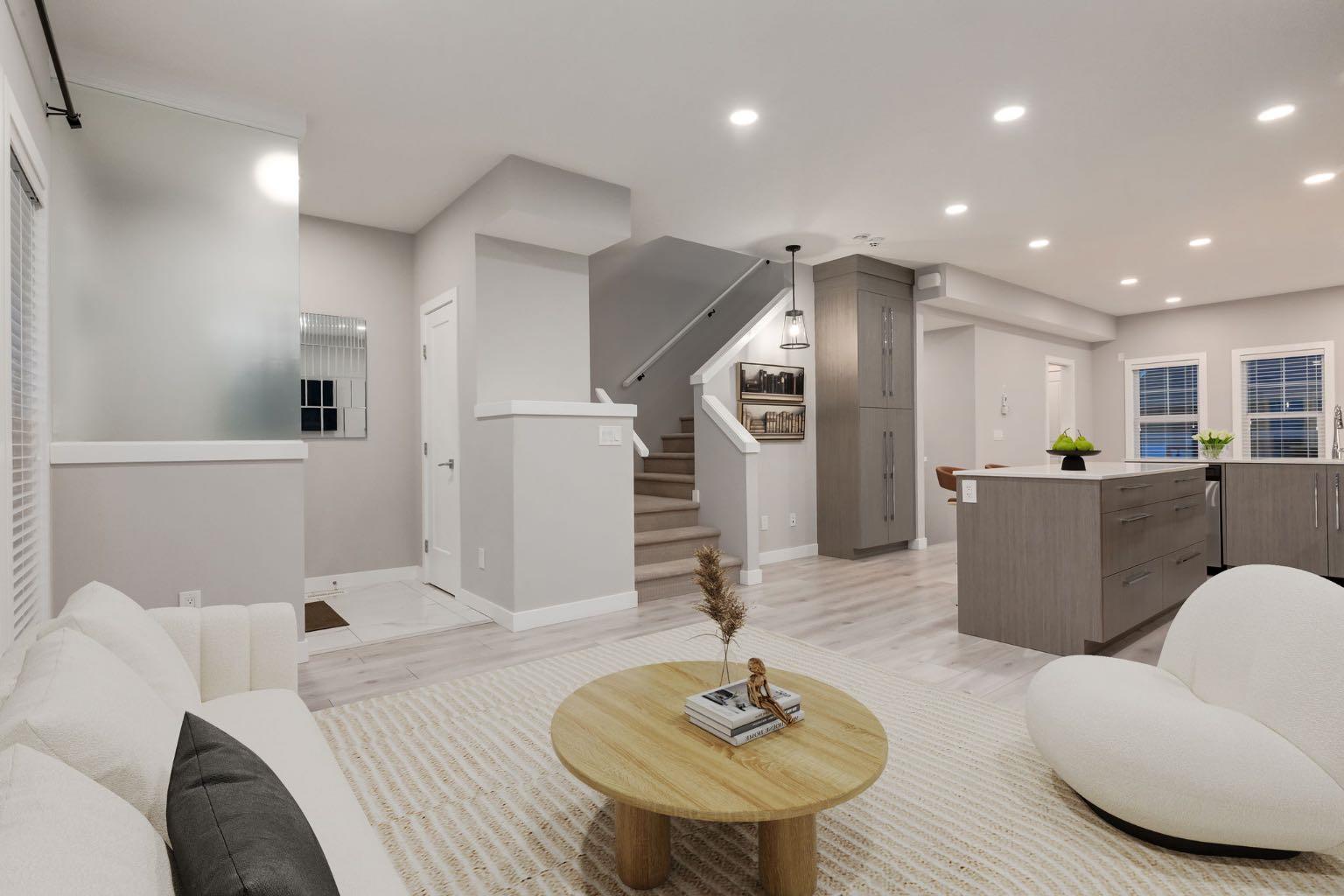 1217 CARRINGTON Boulevard NW