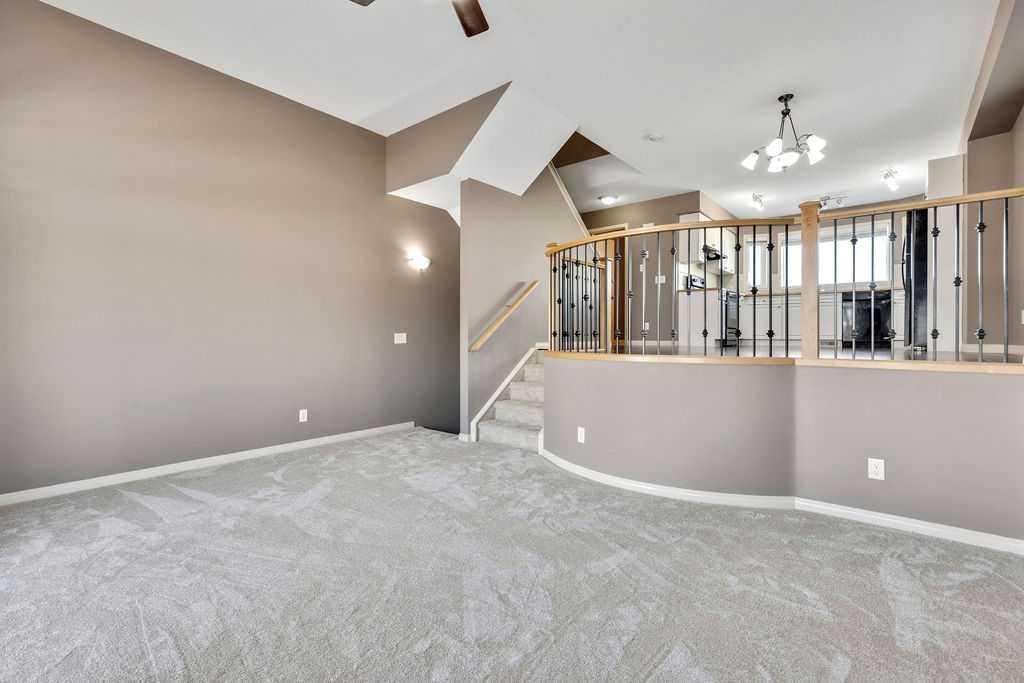 331 Strathcona Circle