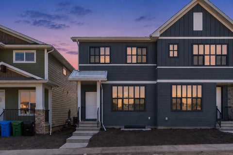 Photo of 131 Royston Way NW, Calgary, AB T3L 0N7 (MLS # A2332838)