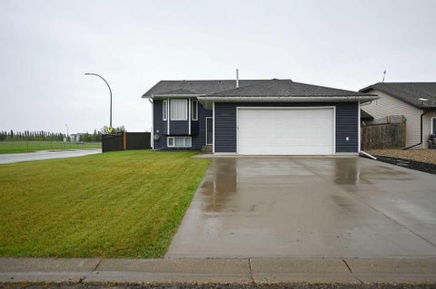 Photo of 2711 46 Avenue, Athabasca, AB T9S 1N4 (MLS # A2342972)