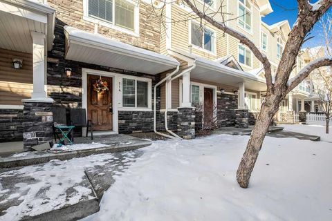 Photo of 114 Skyview Ranch Gardens NE, Calgary, AB T3N 0G2 (MLS # A2274161)