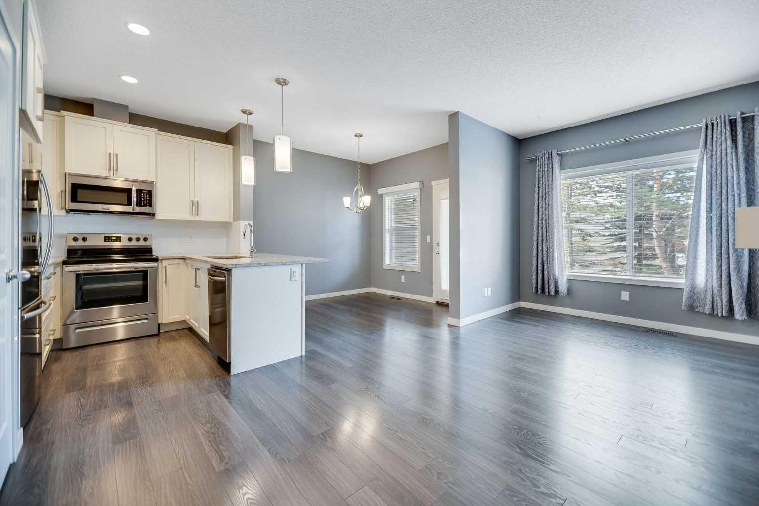 384 Copperpond Landing SE