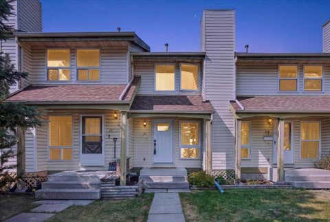 Photo of 21 Woodhill Court SW, Calgary, AB T2W 3P1 (MLS # A2335320)