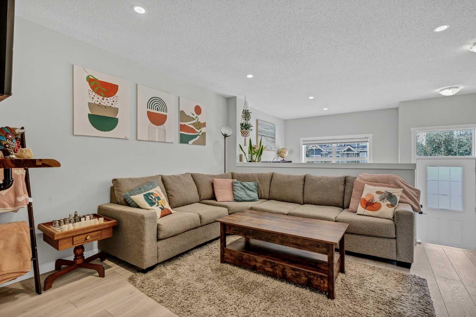 162 Chinook Gate Boulevard SW