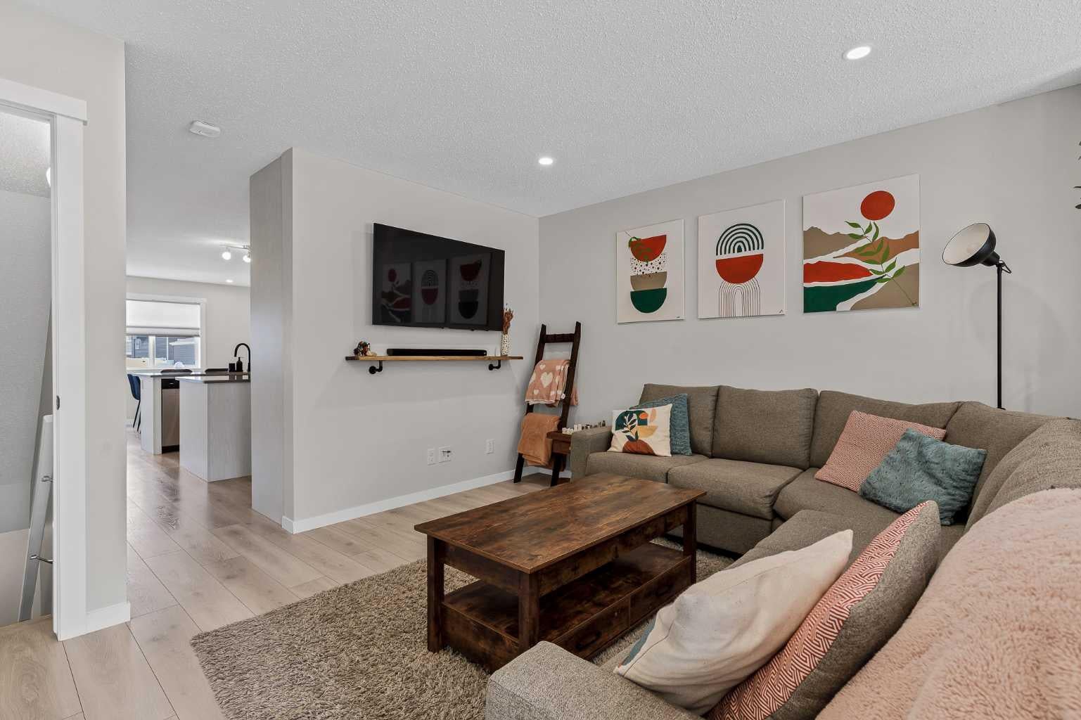 162 Chinook Gate Boulevard SW