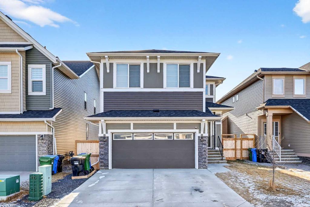 Photo of 37 Evansfield Manor NW, Calgary, AB T3P 1J8 (MLS # A2272223)