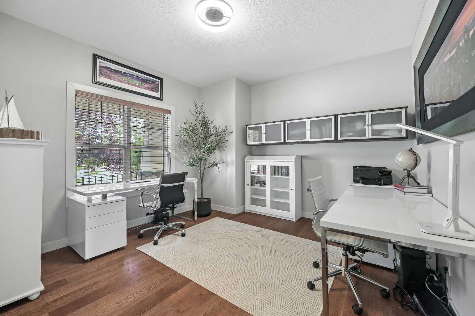 23 Elgin Estates Hill SE