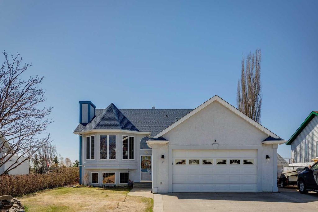 Photo of 28 Westpoint Drive, Didsbury, AB T0M 0W0 (MLS # A2308948)