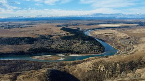 75.50 Acres North Springbank  5;3;25;28;SE Rural Rocky View County AB T3Z 3M2