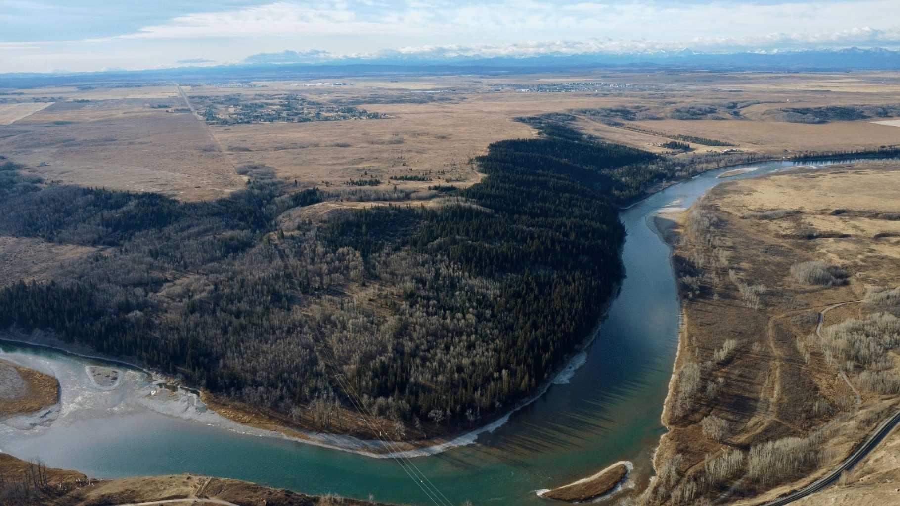 75.50 Acres North Springbank  5;3;25;28;SE