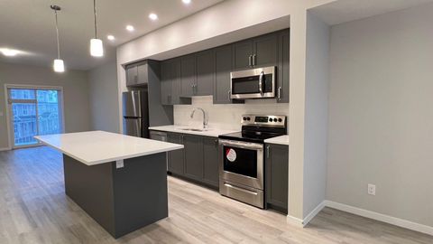 608 Copperstone Manor SE Calgary AB T2Z 5G4