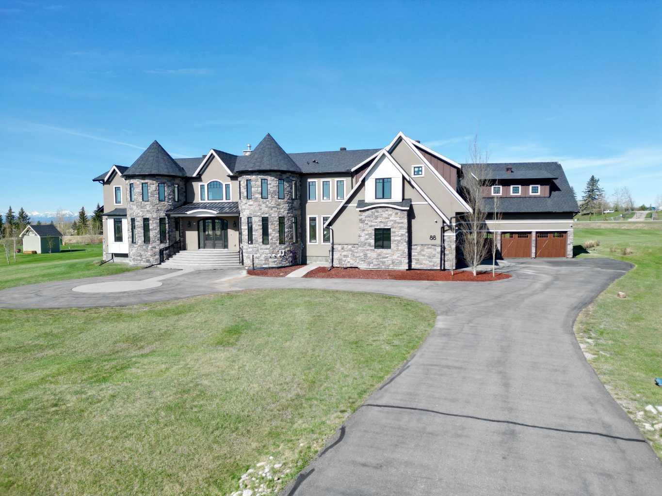 88 Willow Creek View
