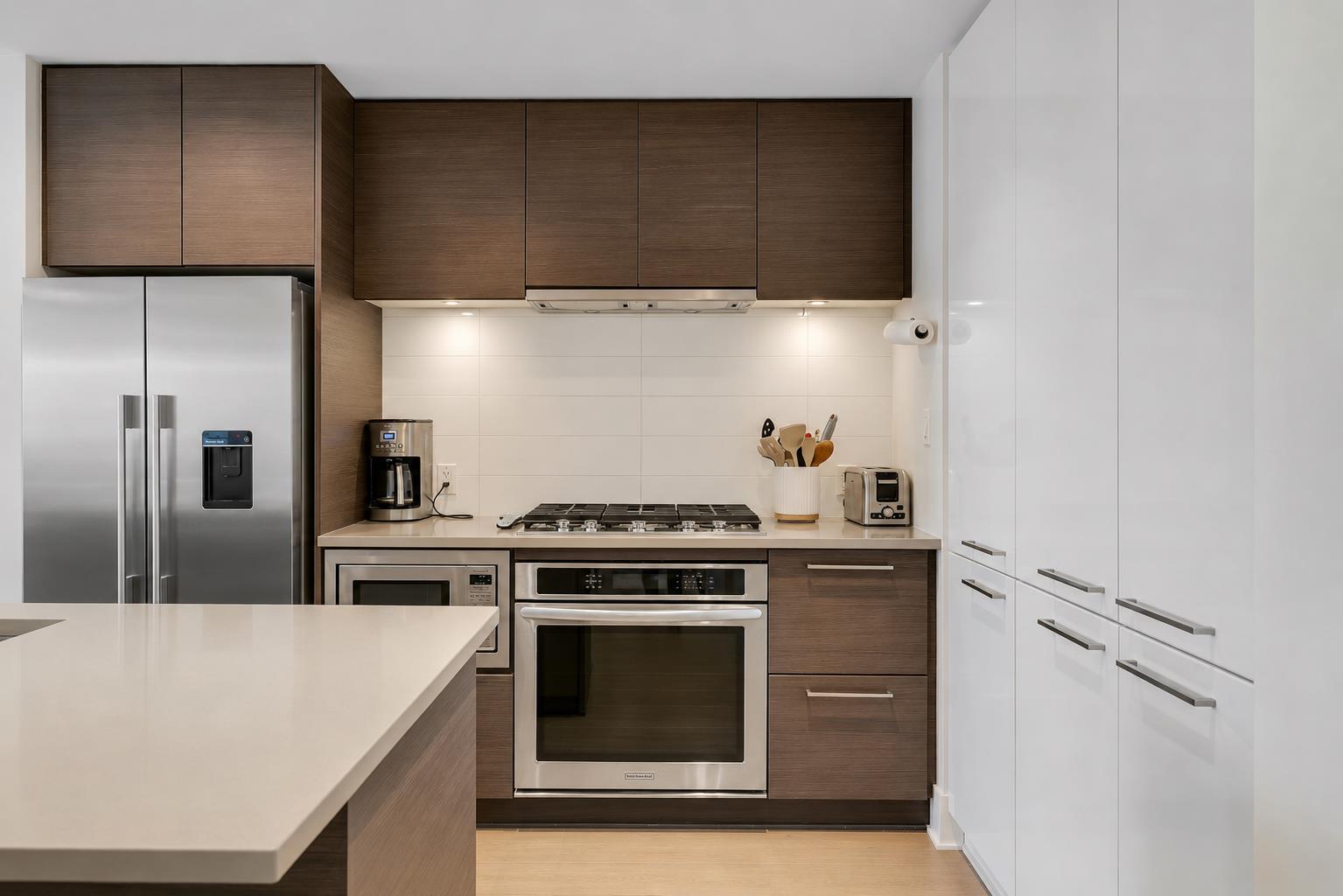 38 9 Street NE 412