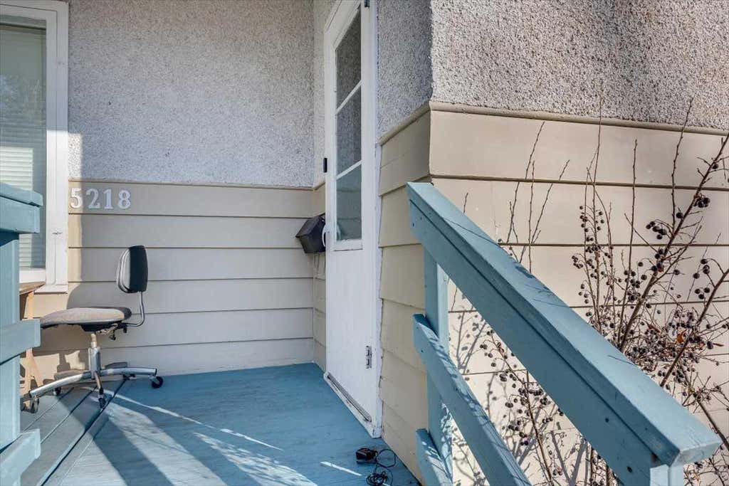 Photo of 5216 &amp; 5218 56 Avenue, Ponoka, AB T4J 1G6 (MLS # A2324348)