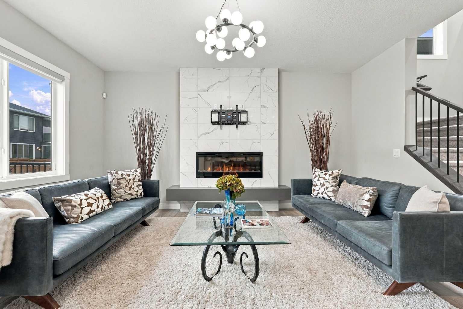 70 Creekside Avenue SW