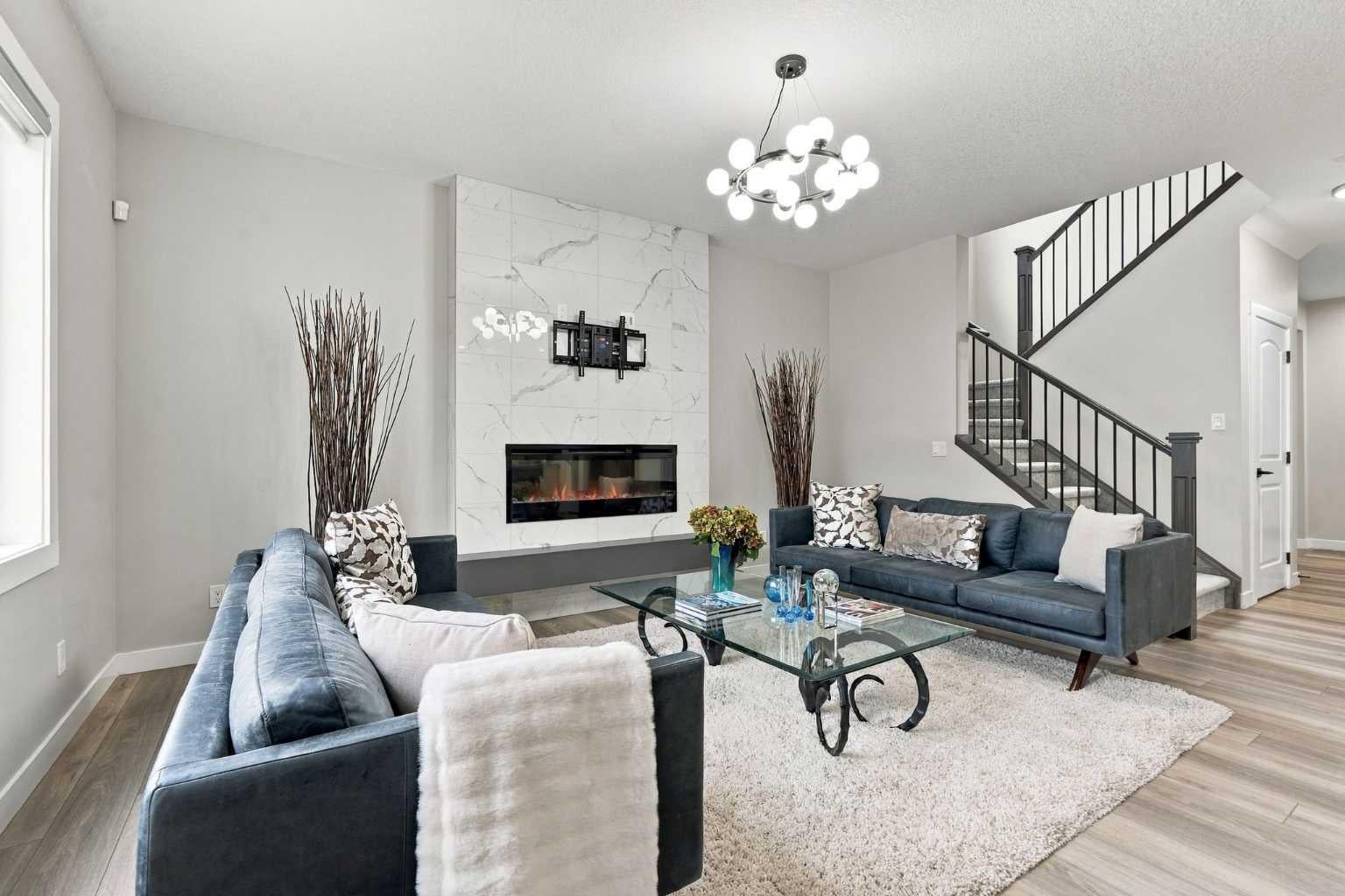 70 Creekside Avenue SW