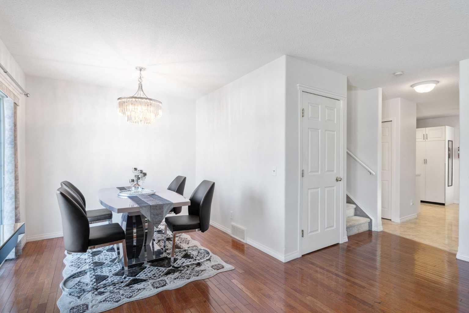 12 Silver Creek Boulevard NW 25