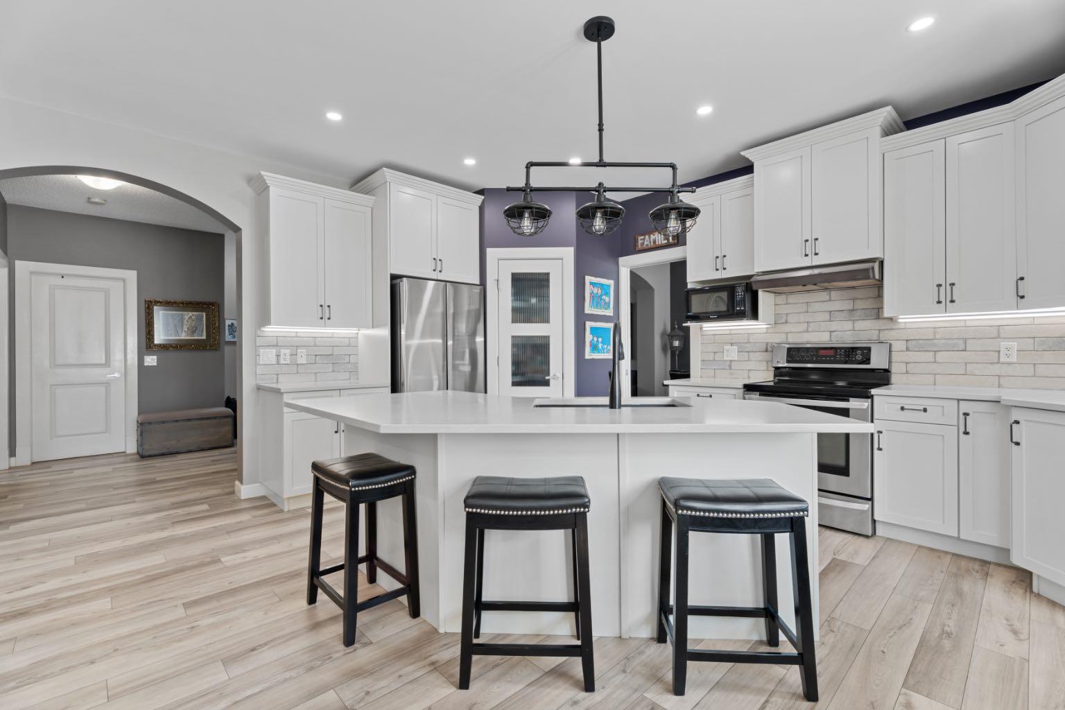 15 Drake Landing Drive