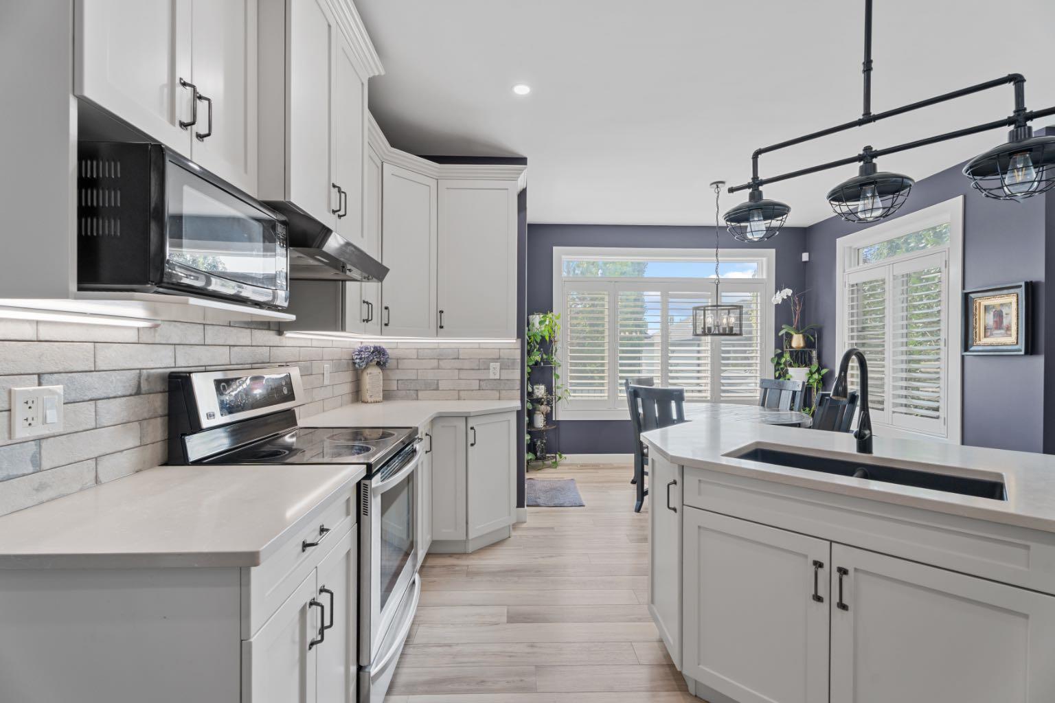 15 Drake Landing Drive