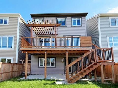 Photo of 285 Windrow Crescent SW, Airdrie, AB T4B 4K2 (MLS # A2315118)