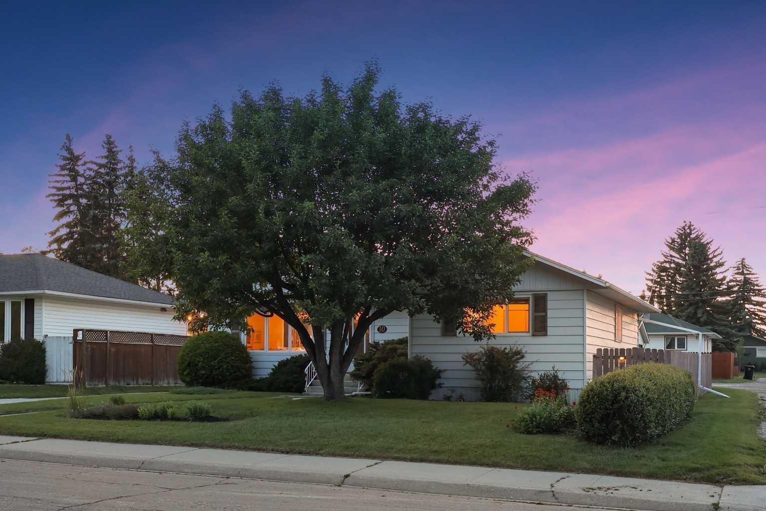 10 Glamorgan Drive SW