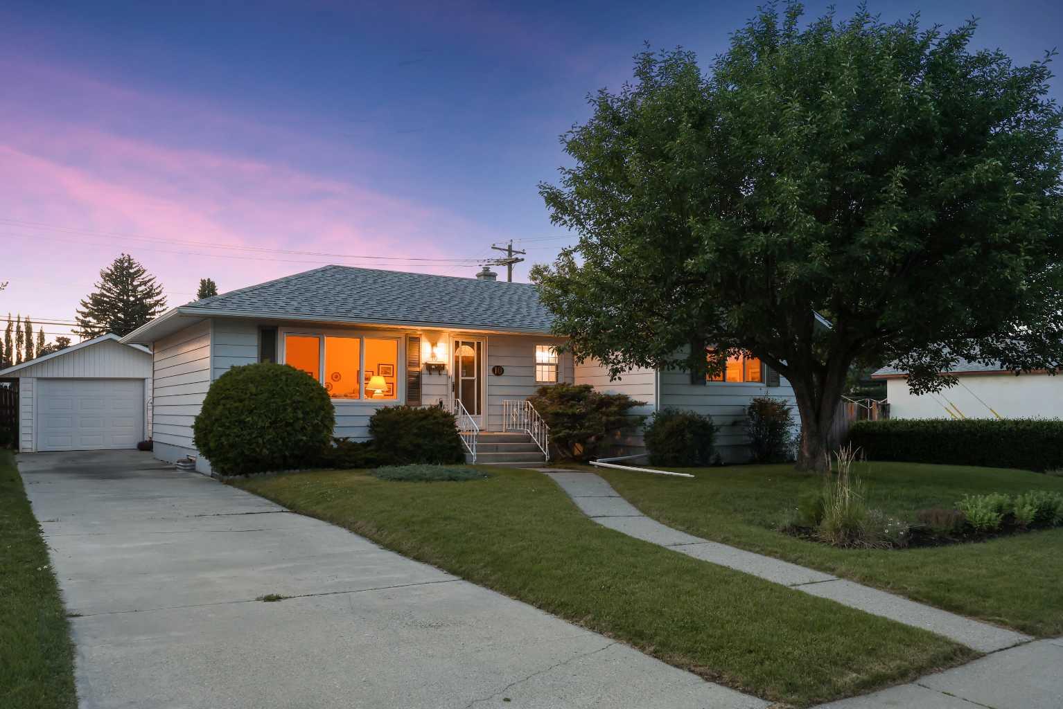 10 Glamorgan Drive SW