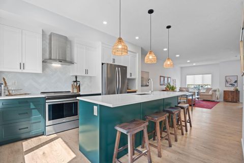 Photo of 408 Greenbriar Common NW, Calgary, AB T3B 6J3 (MLS # A2315369)