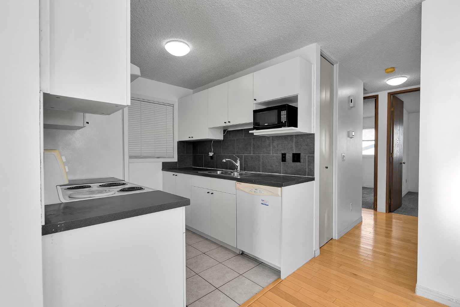 295 Edgepark Boulevard NW