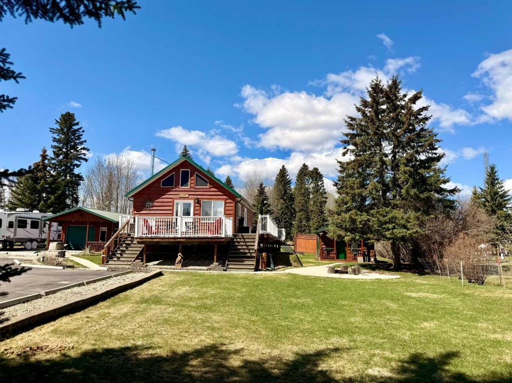 Photo of 62045 TWP 462 #40A, Buck Lake, AB T0C 0T0 (MLS # A2309085)