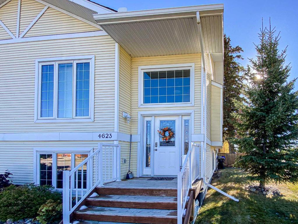 Photo of 4623 44 Street, Olds, AB T4H 1G5 (MLS # A2264677)