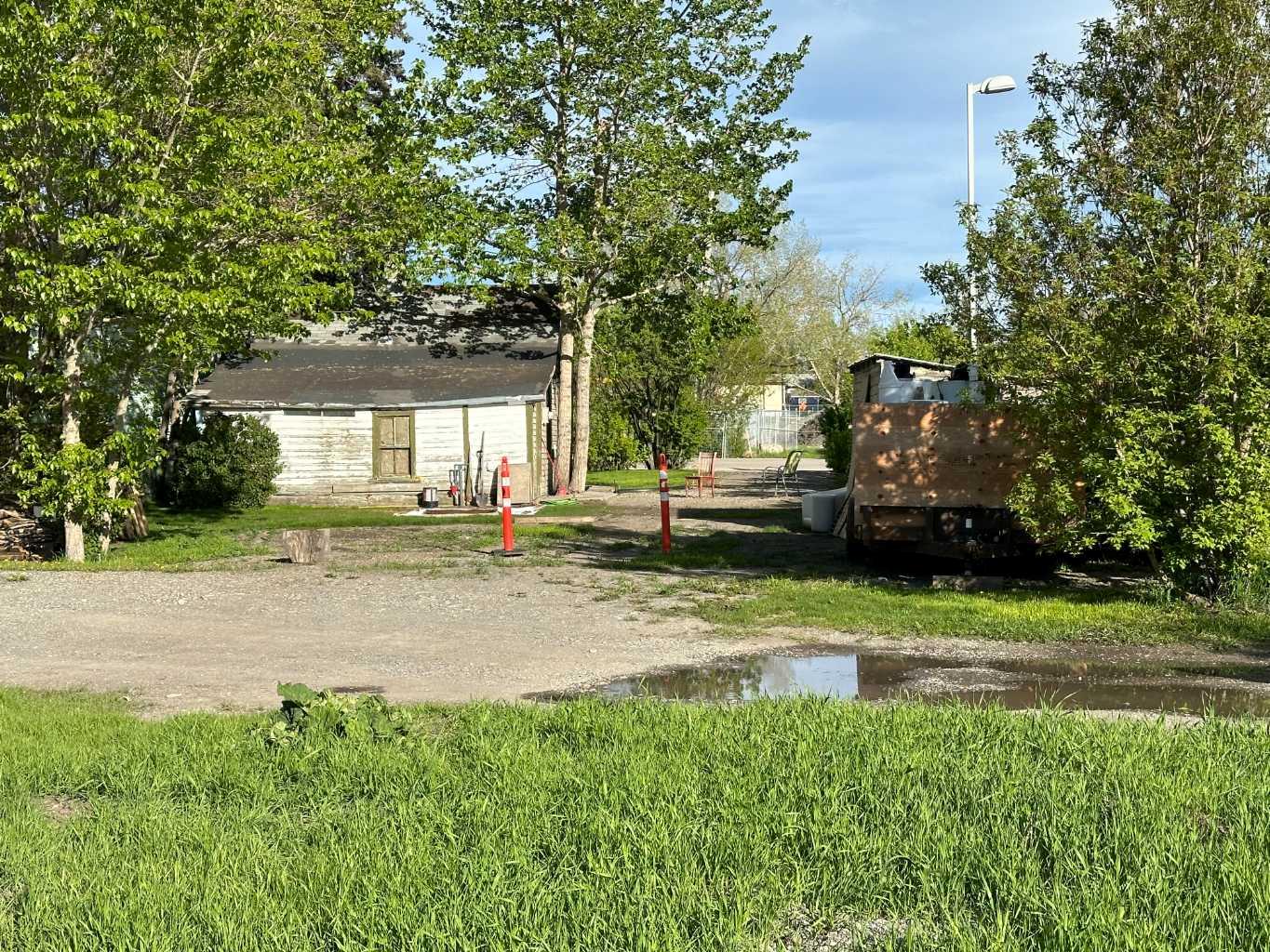 217 Second Ave & 216 Third Avenue W