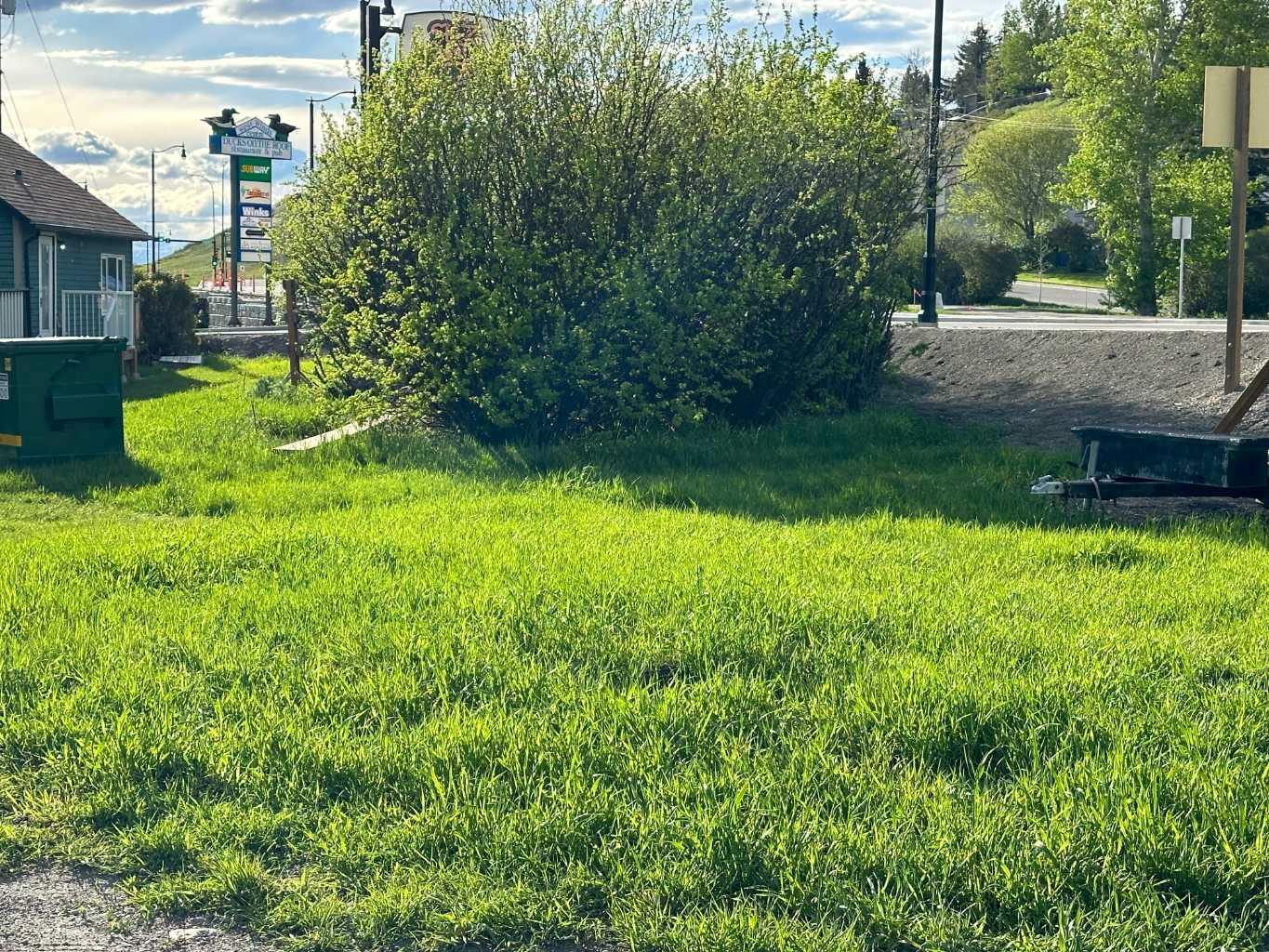 217 Second Ave & 216 Third Avenue W