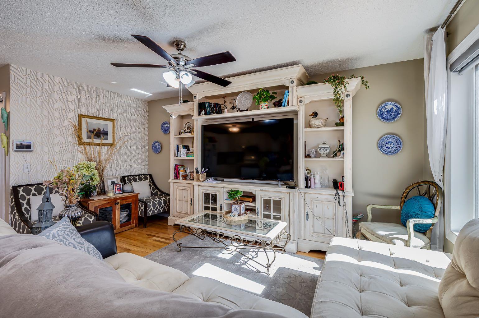 105 CORAL SPRINGS Mews NE