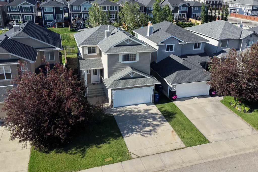 Photo of 744 Luxstone Landing SW, Airdrie, AB T4B 3L1 (MLS # A2328521)