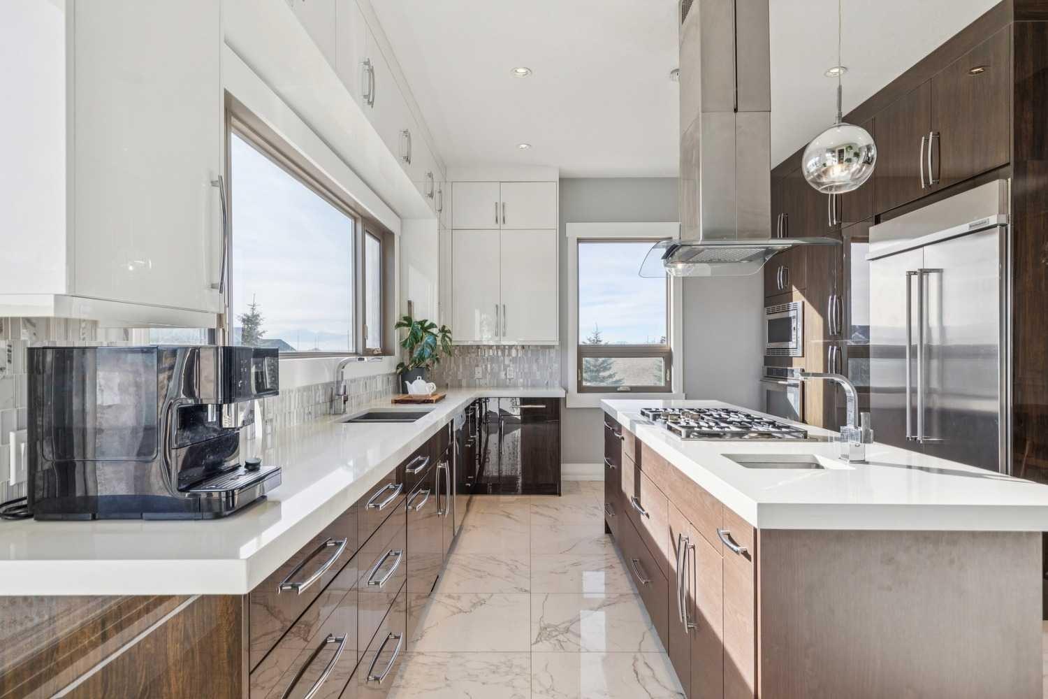 2 Willow Creek Green