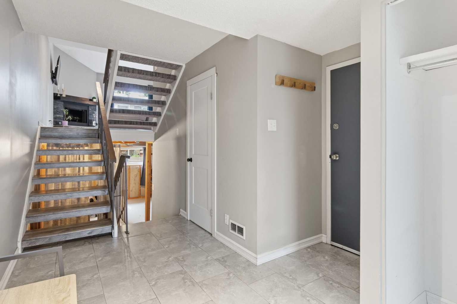 2225 Oakmoor Drive SW 57